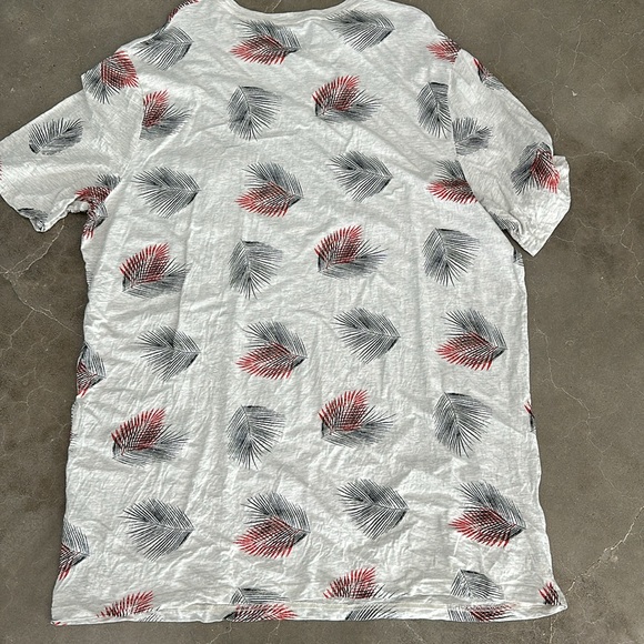 Men’s Big & Tall casual printed t-shirt - Picture 5 of 5